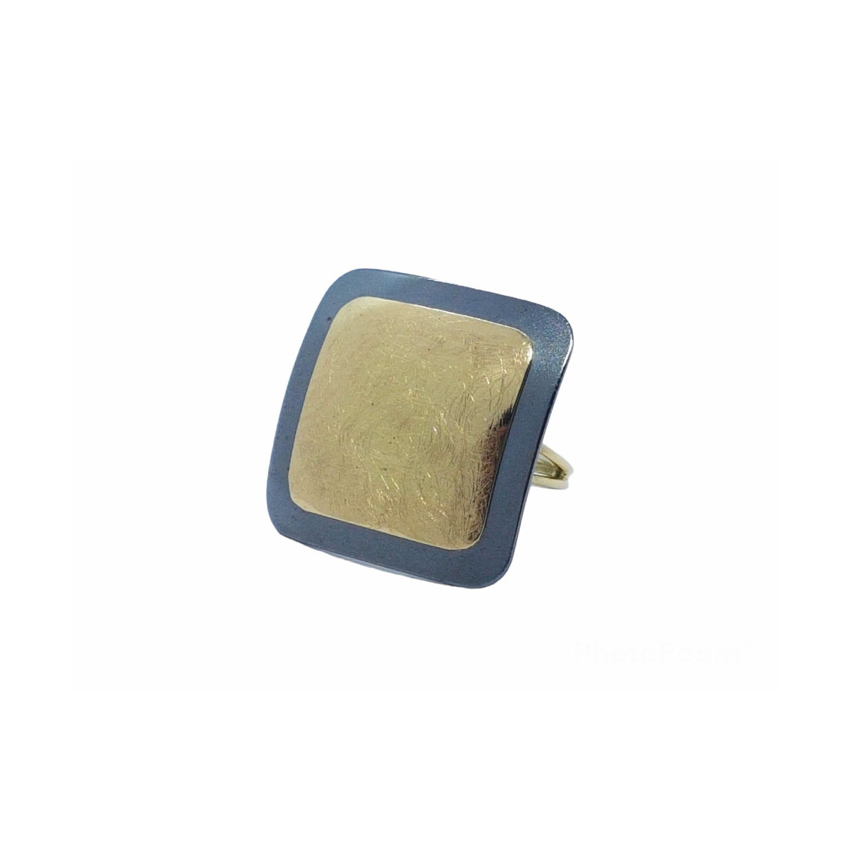 Anillo de oro amarillo y plata