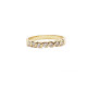 Anillo media alianza de compromiso con diamantes