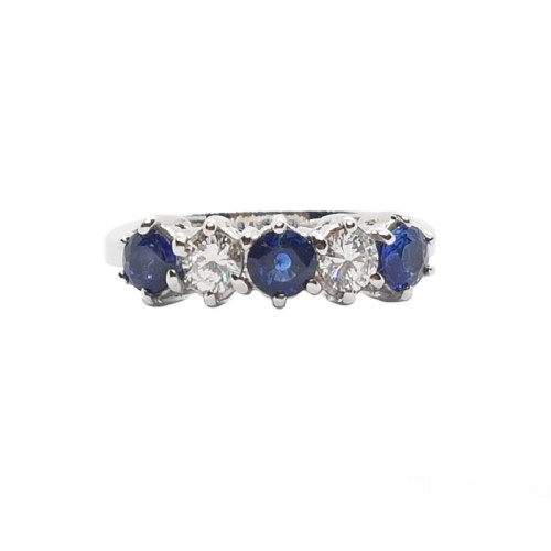 Anillo de oro blanco con diamantes y zafiros