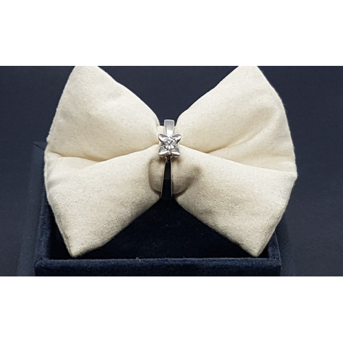 ANILLO DE ORO BLANCO Y DIAMANTE