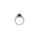 Anillo de oro blanco con diamante negro y blancos
