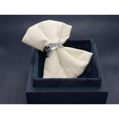 ANILLO DE ORO BLANCO Y DIAMANTES