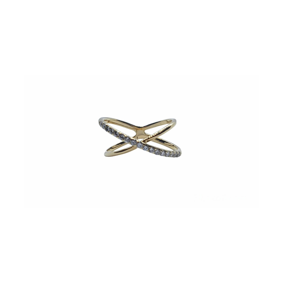 Anillo de oro amarillo con diamantes