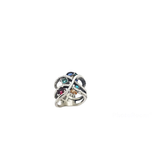 Anillo de plata con circonitas