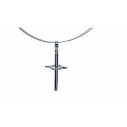 Cruz de oro blanco con diamantes