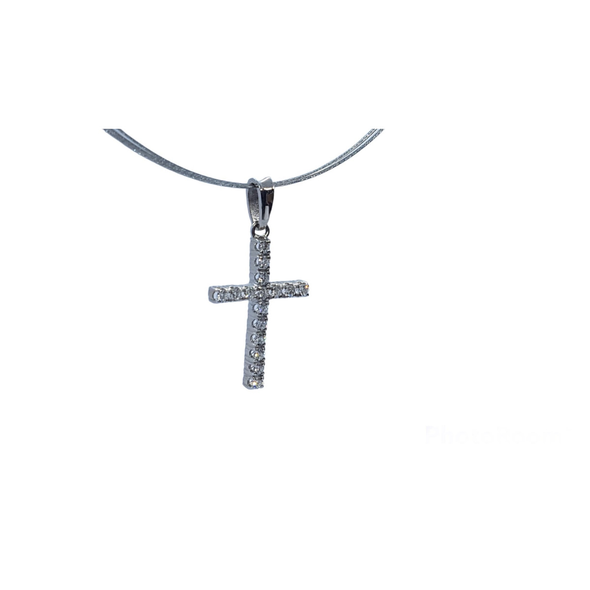 Cruz de oro blanco con diamantes