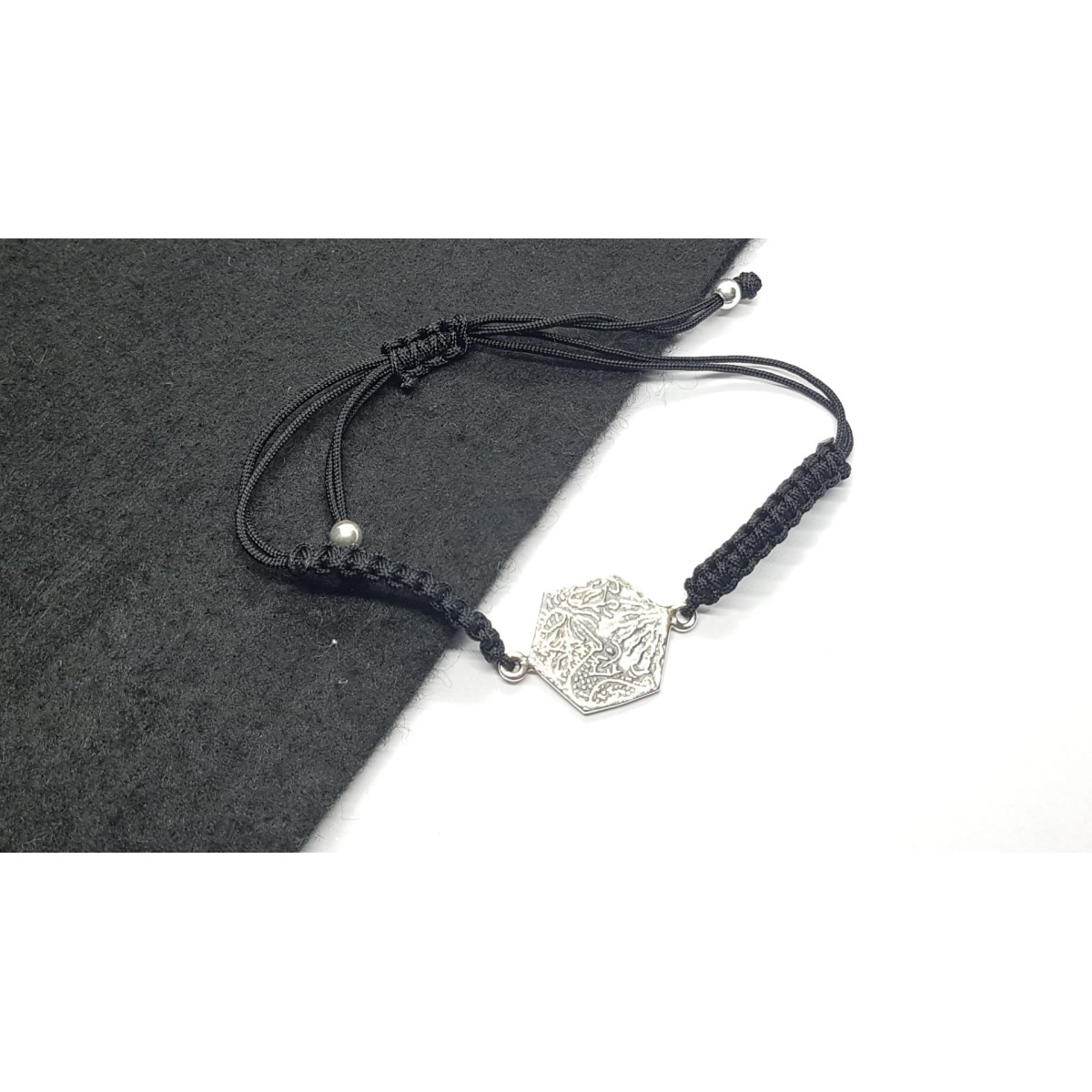 Pulsera de plata con macramé negro BARCELONA PANOT