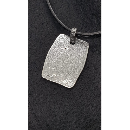 COLGANTE DE PLATA Y ORO CON ZAFIROS ROSAS