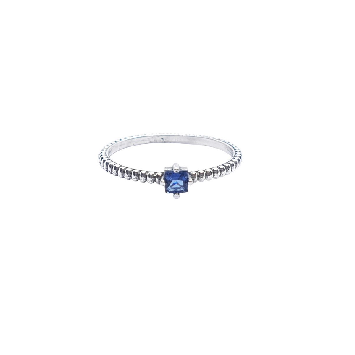 Anillo de plata con circonita