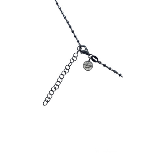 Collar de plata con forma de cruz y circonitas