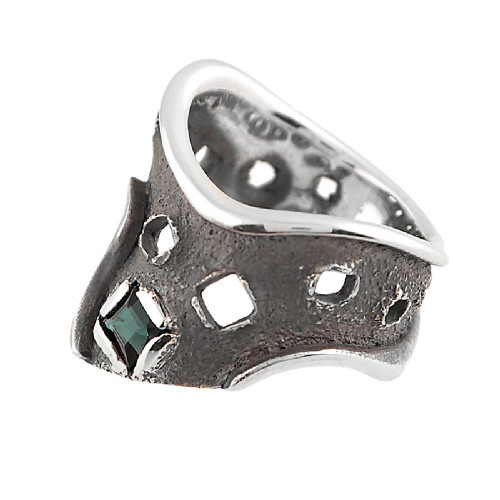 Anillo de plata con turmalina
