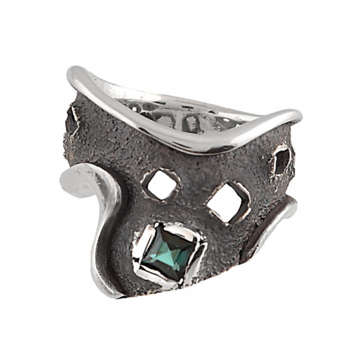 Anillo de plata con turmalina