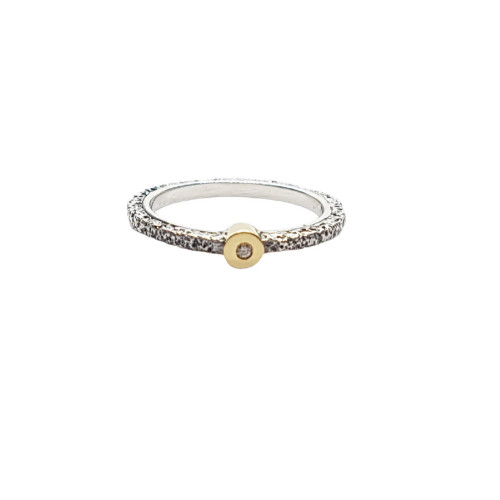 Sortija de plata y oro con diamante