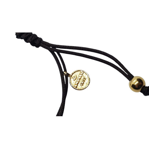 Pulsera de plata chapada con macramé, circonita verde y con forma de corazón