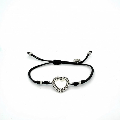 Pulsera de plata con macramé, circonitas y con forma de corazón