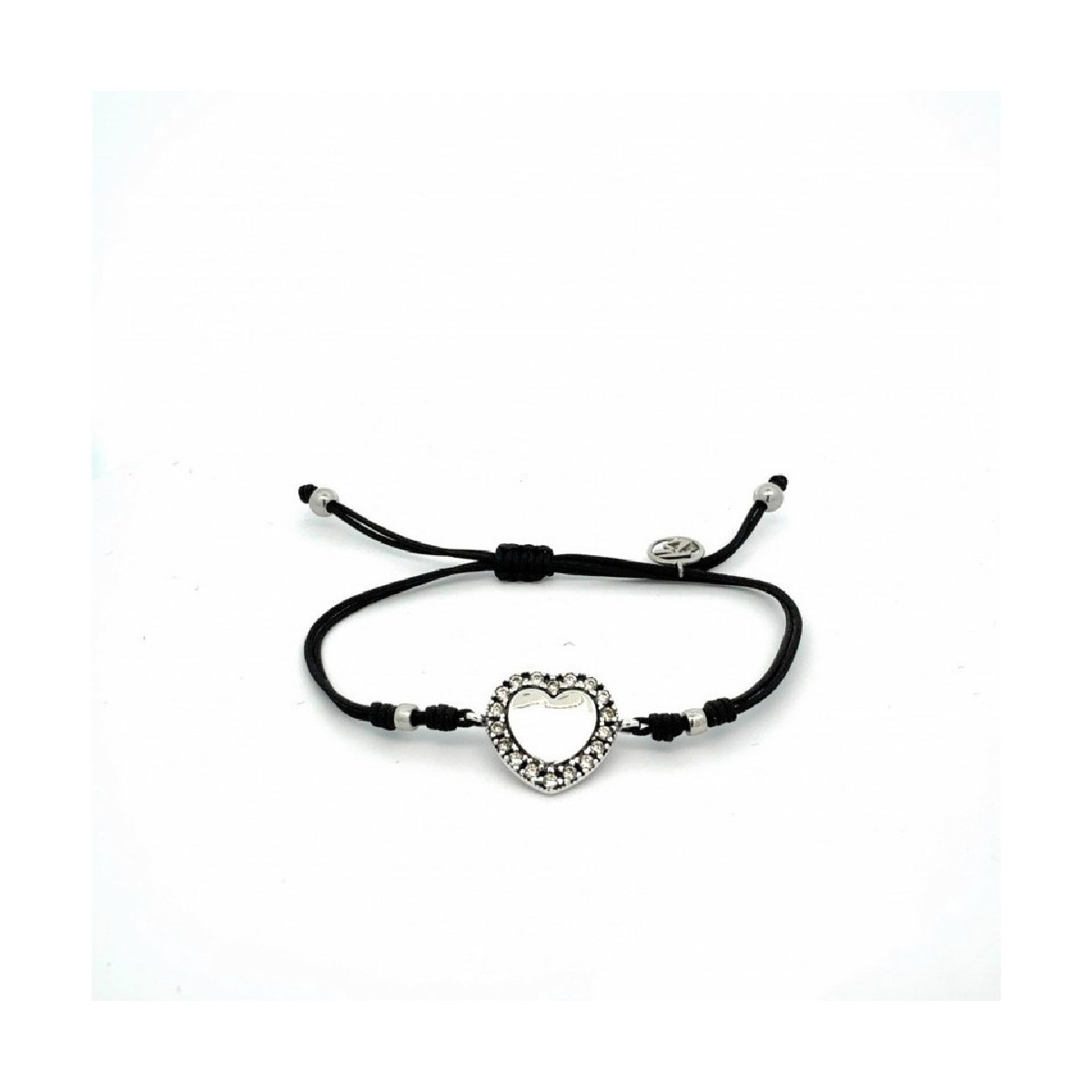 Pulsera de plata con macramé, circonitas y con forma de corazón