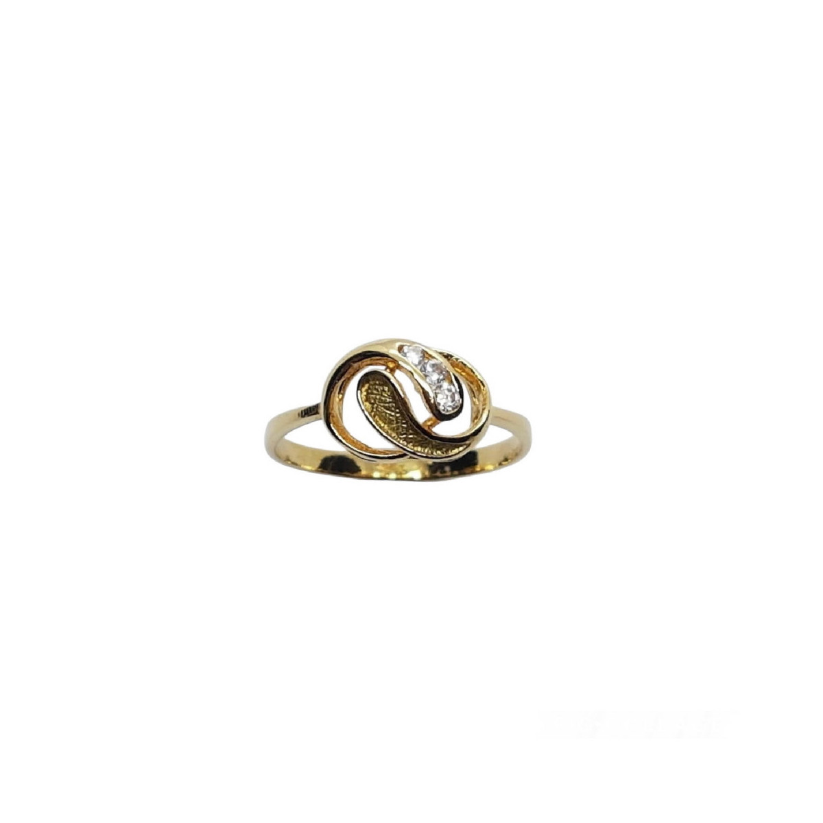 Anillo de oro amarillo con circonitas