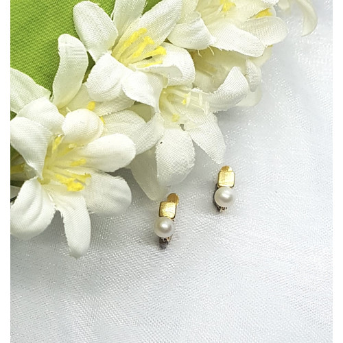 Pendientes de oro amarillo estilo Tú y Yo con Perla natural cultivada