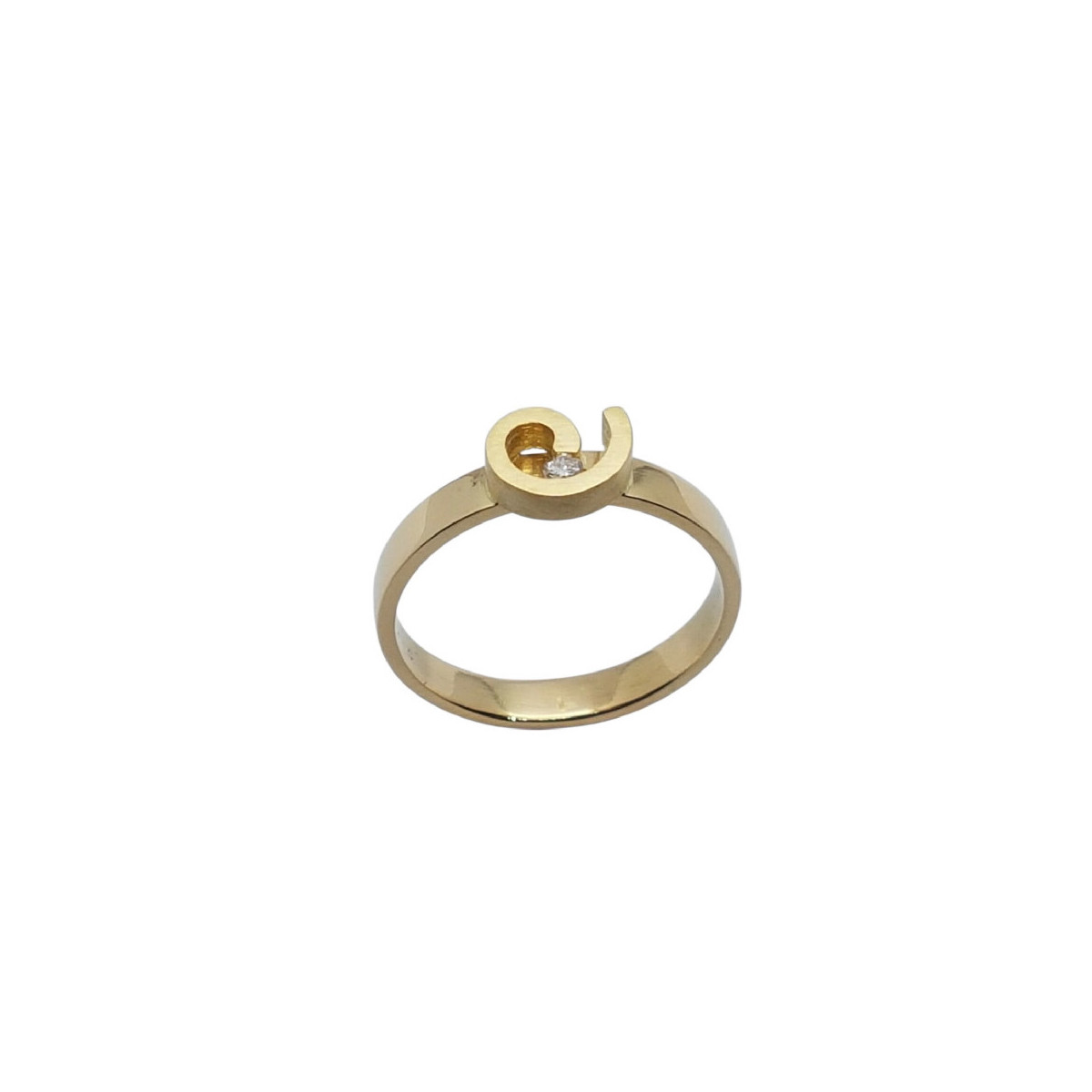 Anillo de oro amarillo con diamante