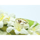 Anillo de oro amarillo con diamante y perla natural cultivada