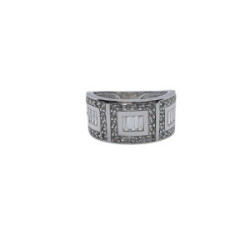 Anillo  de oro blanco con circonitas