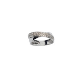 Anillo  de oro blanco con circonitas