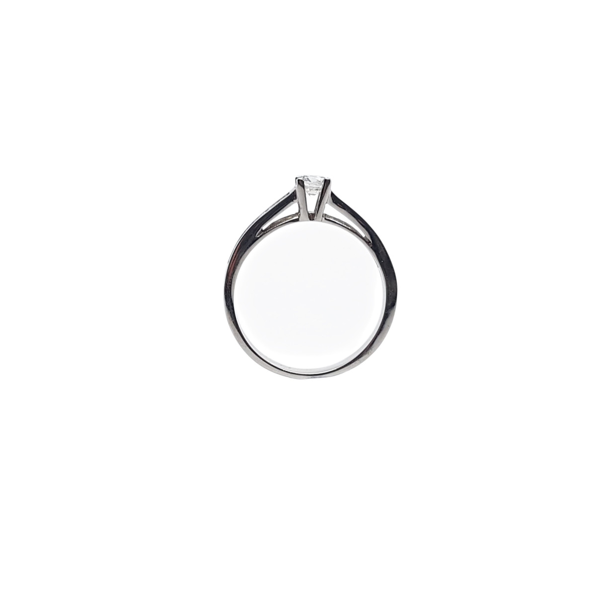 Anillo de oro blanco con circonitas