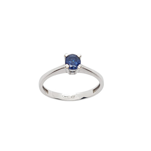 Anillo de oro blanco con zafiro