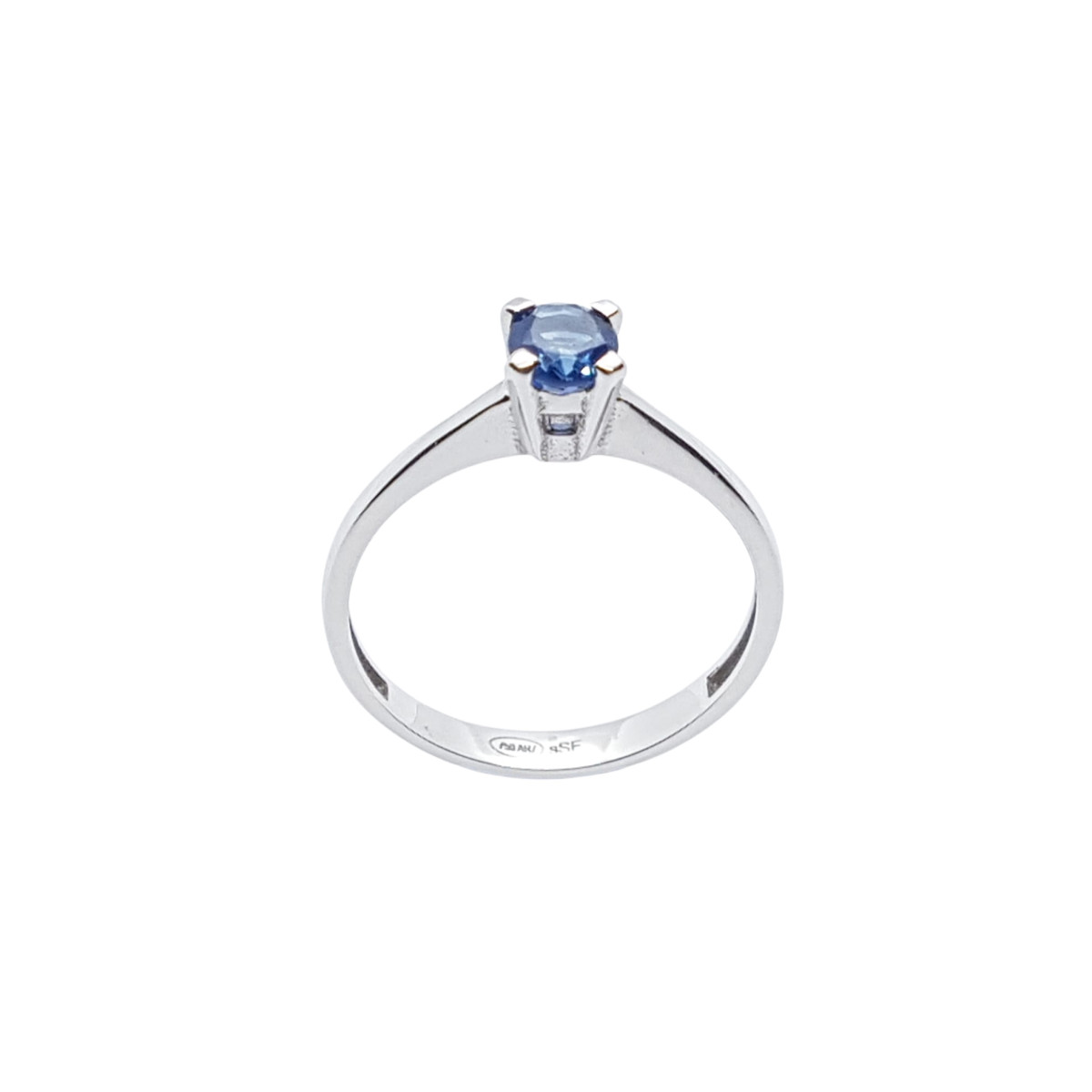 Anillo de oro blanco con zafiro