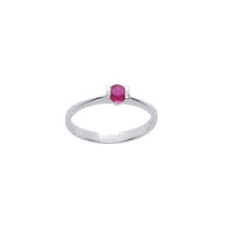 Anillo de oro blanco con rubí