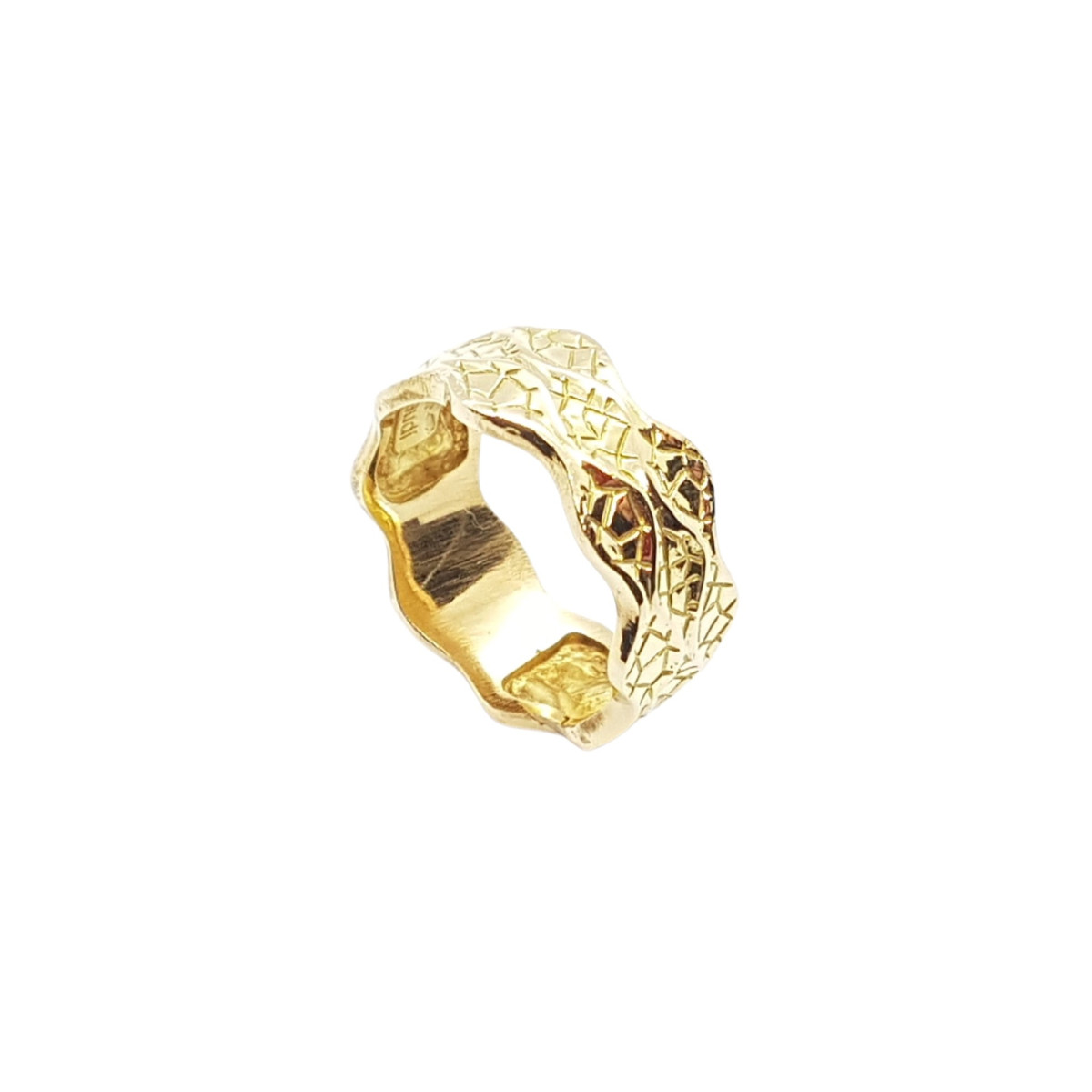 Anillo de oro amarillo