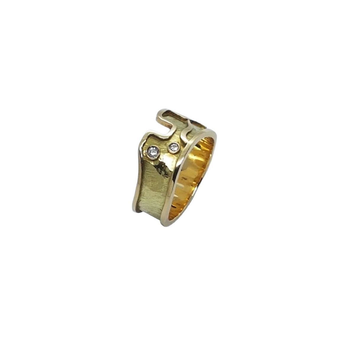 Anillo de oro amarillo con diamantes