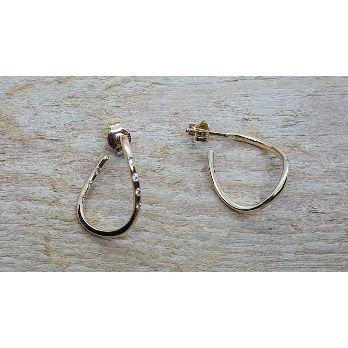 Pendientes de oro amarillo y diamantes