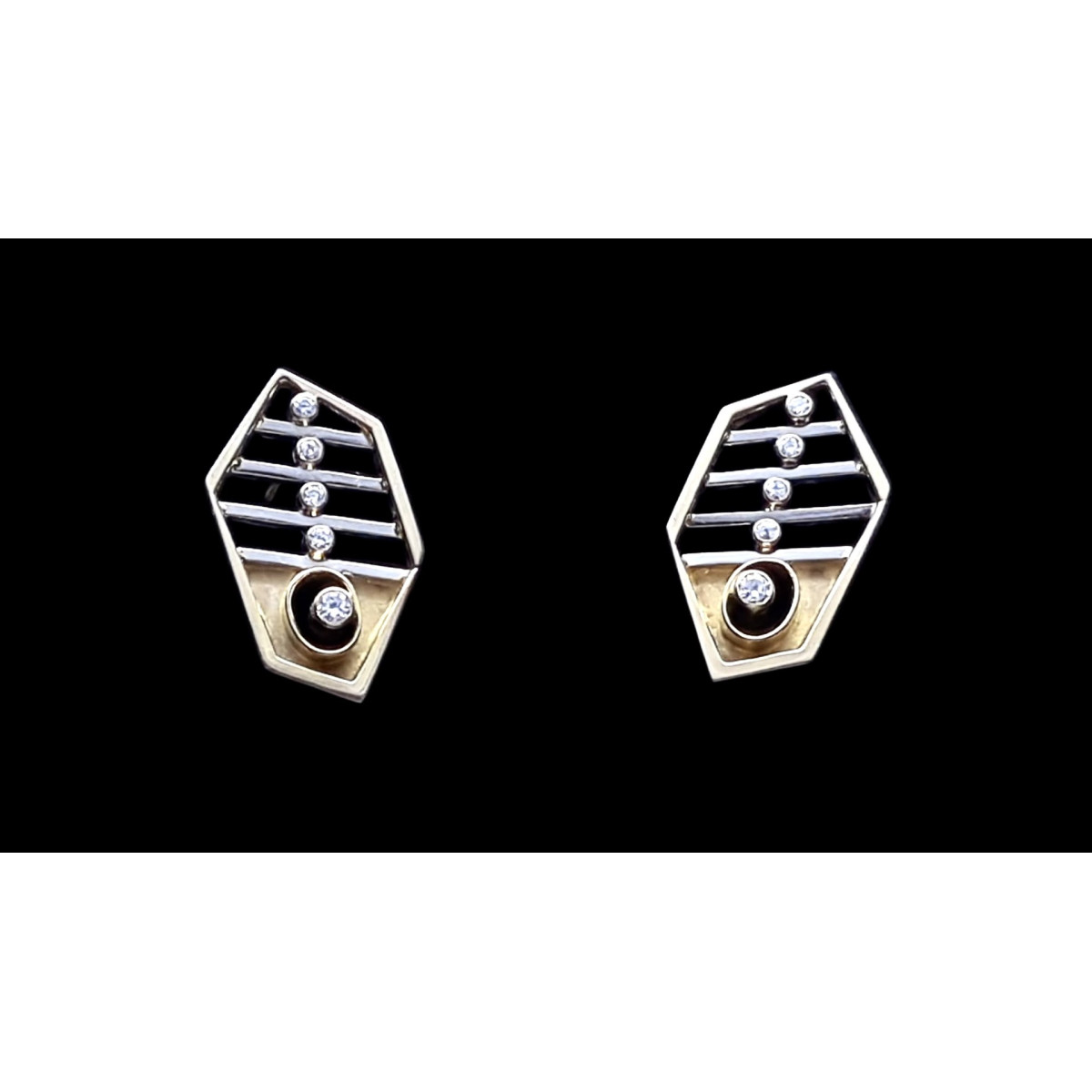 Pendientes de oro amarillo y diamantes