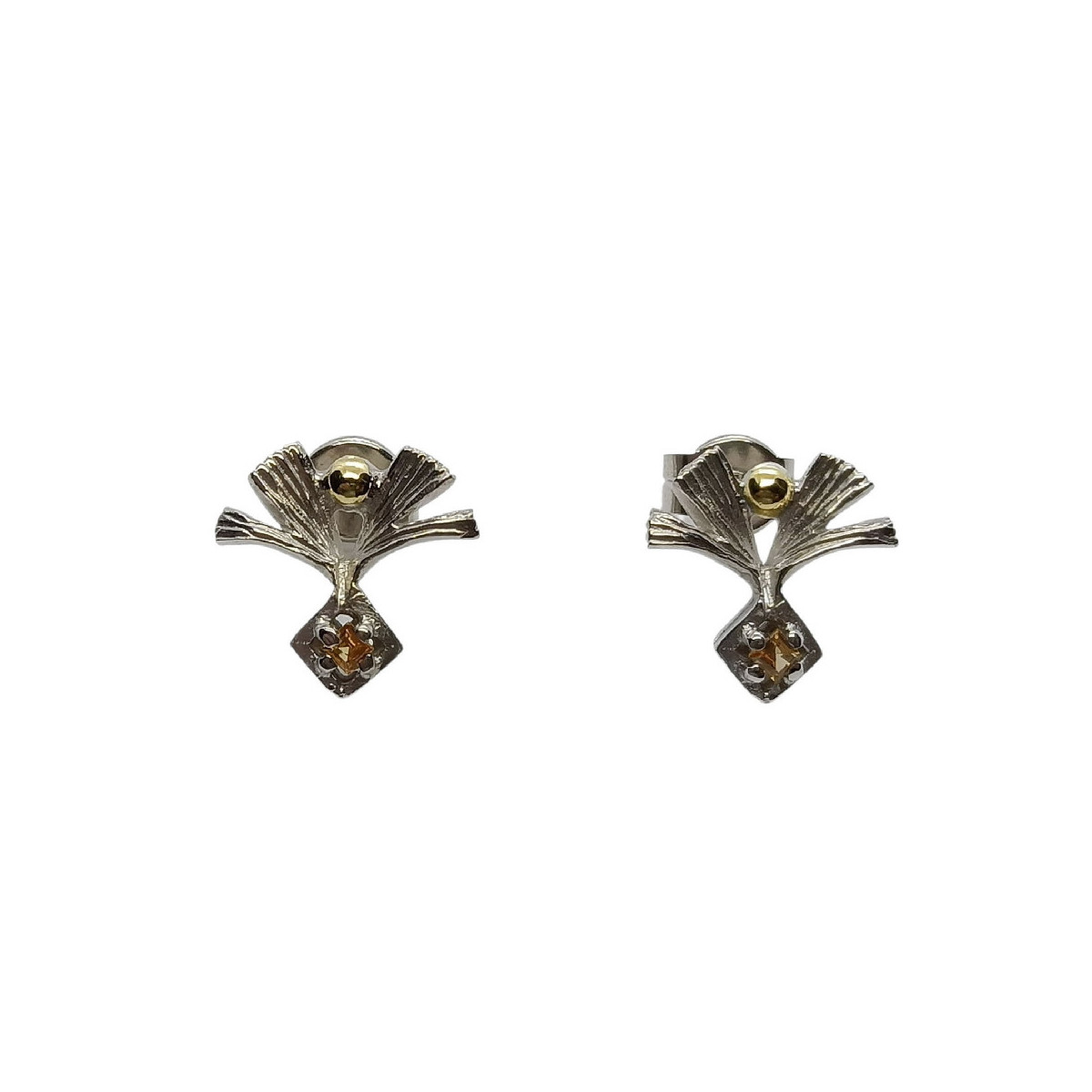 Pendientes de plata, oro y zafiro amarillo Pendientes de plata, oro y zafiro amarillo