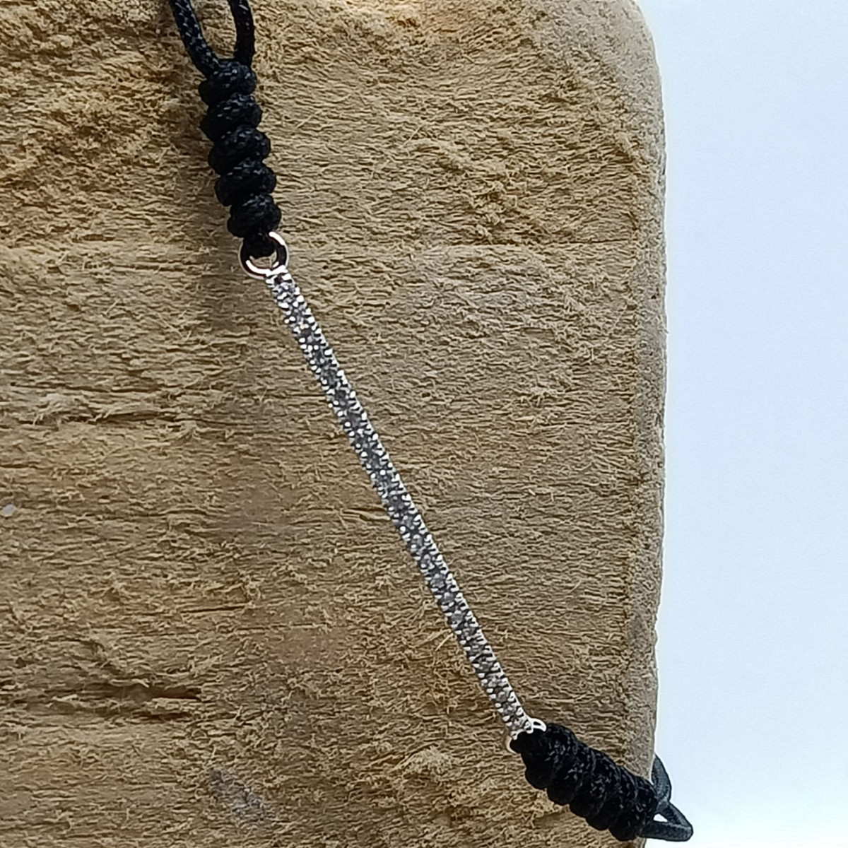 Pulsera estilo Rivière de oro blanco