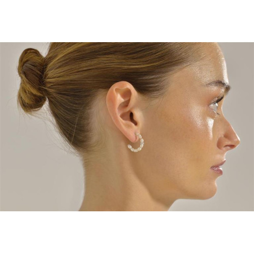 Pendientes de plata con forma de aros, perlas y circonitas