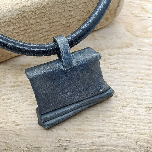 Colgante de plata y oro con ámbar y diamante