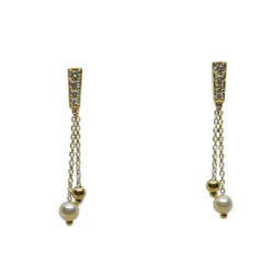 Pendientes de oro amarillo con diamantes y perlas