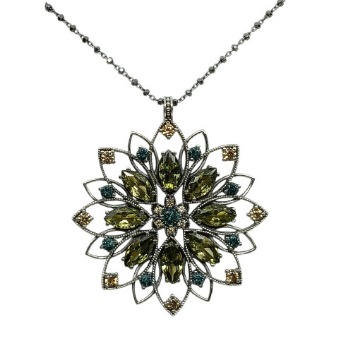 Collar de plata con circonitas