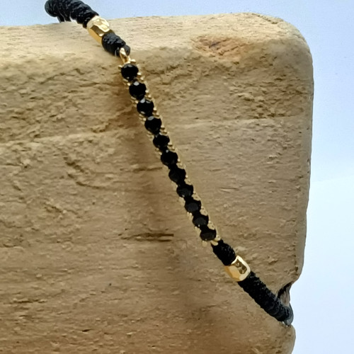 Pulsera estilo Rivière de plata con macramé y circonitas