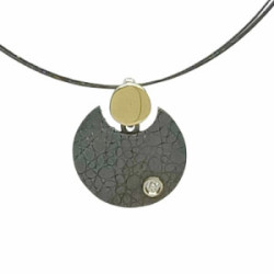 Colgante de plata y oro con diamante