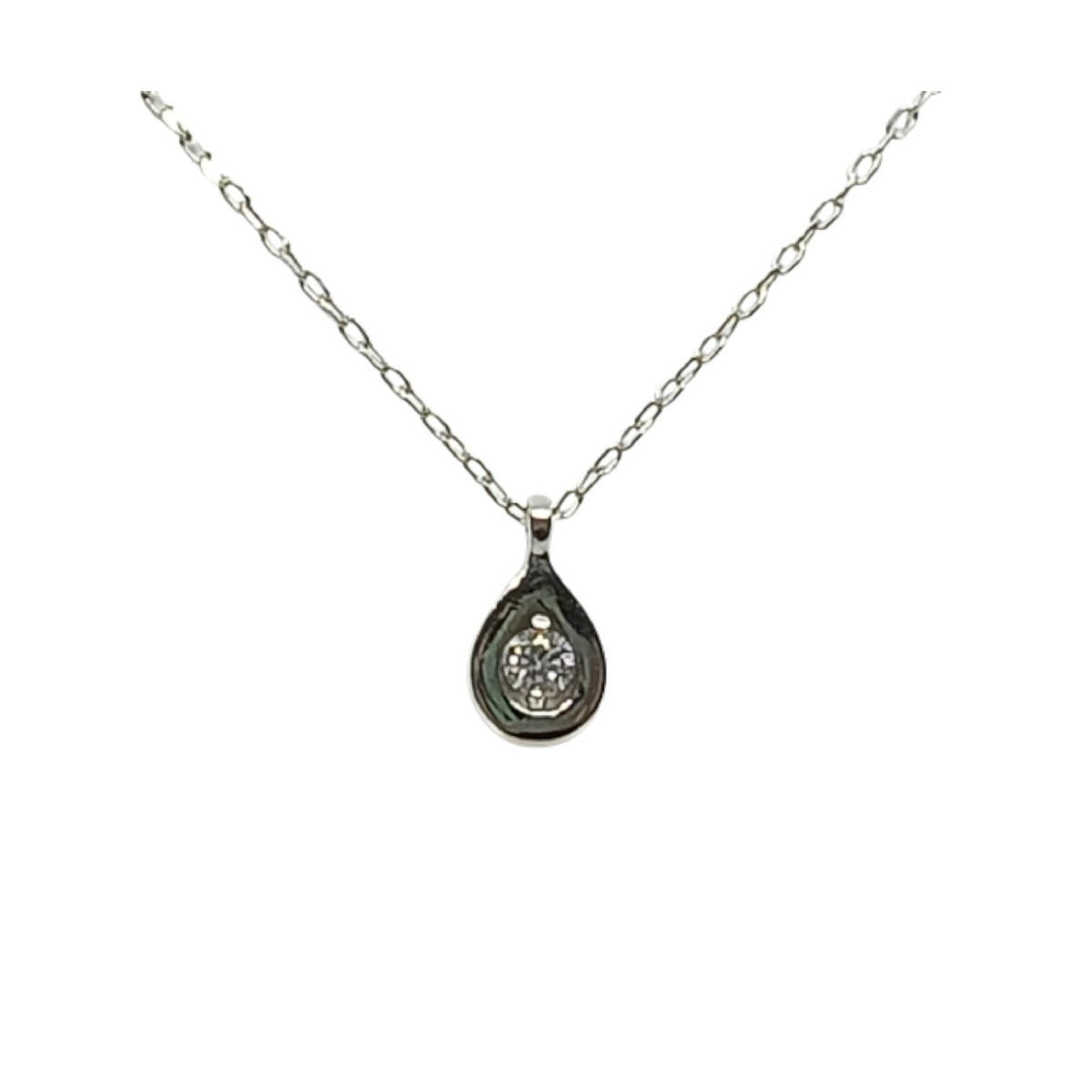 Gargantilla de oro blanco con diamante