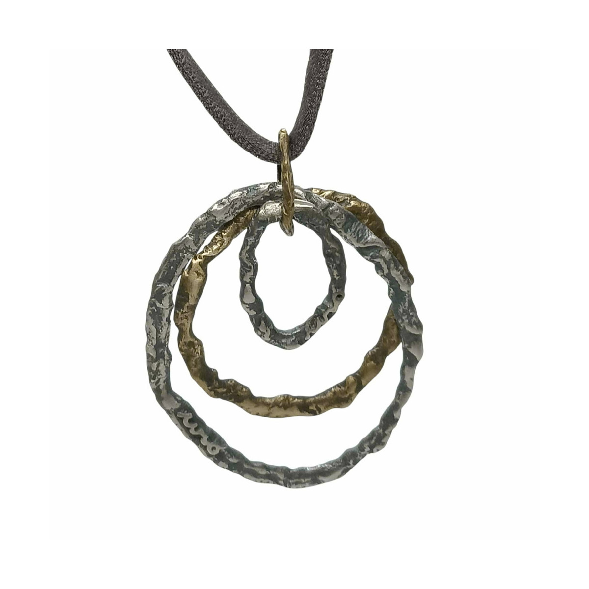 Gargantilla de plata y bronce