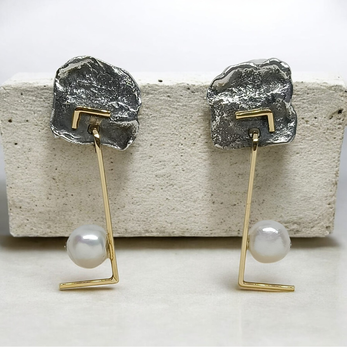 Pendientes de plata y oro con perla