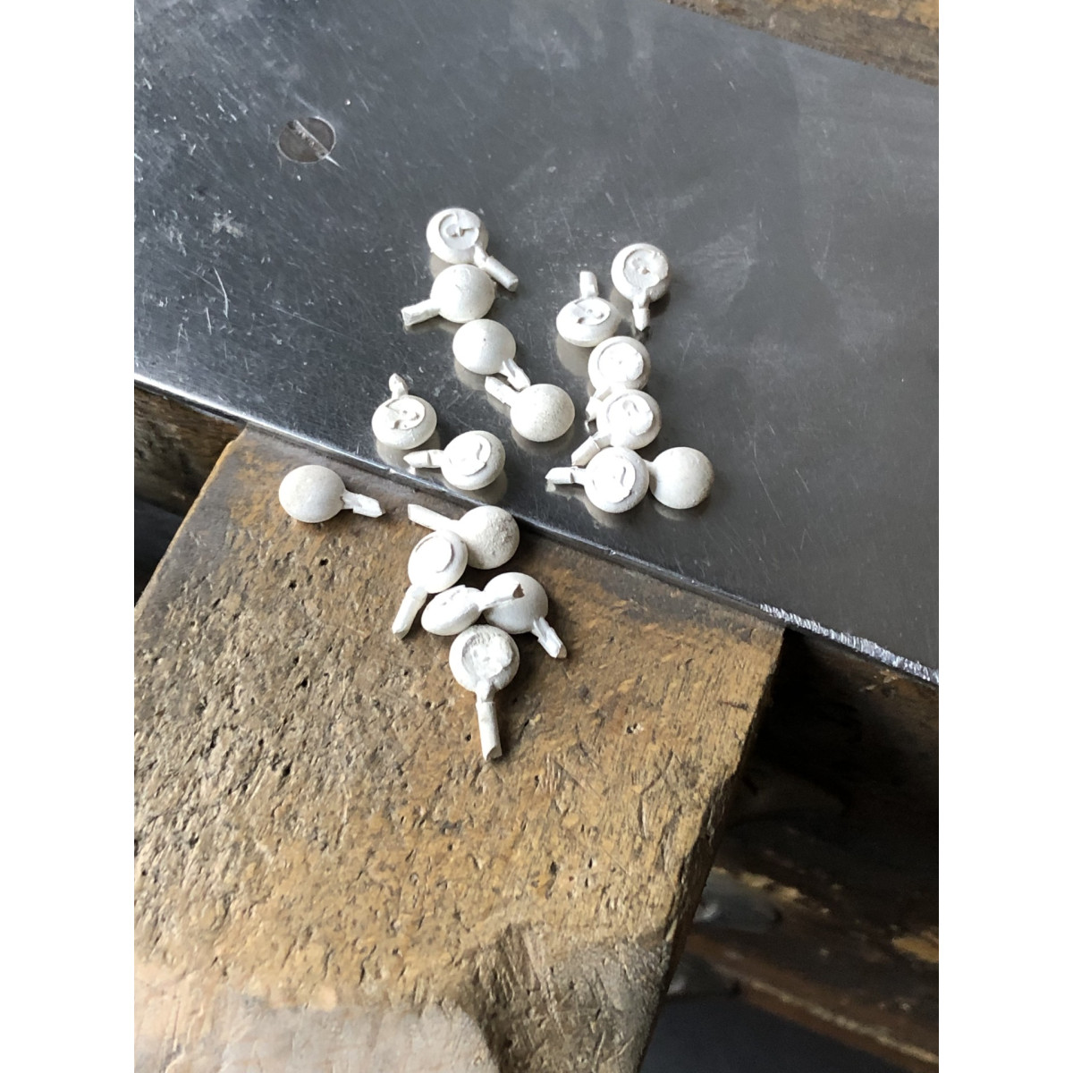 Gargantilla de plata con rubí