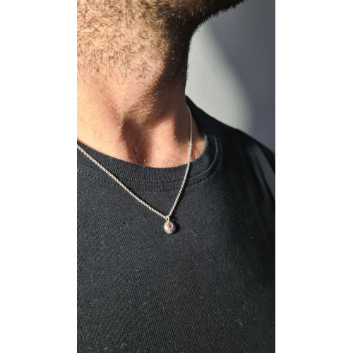 Gargantilla de plata con rubí