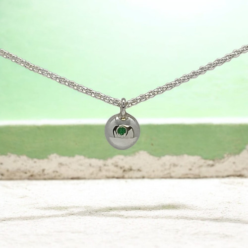 Gargantilla de plata con esmeralda