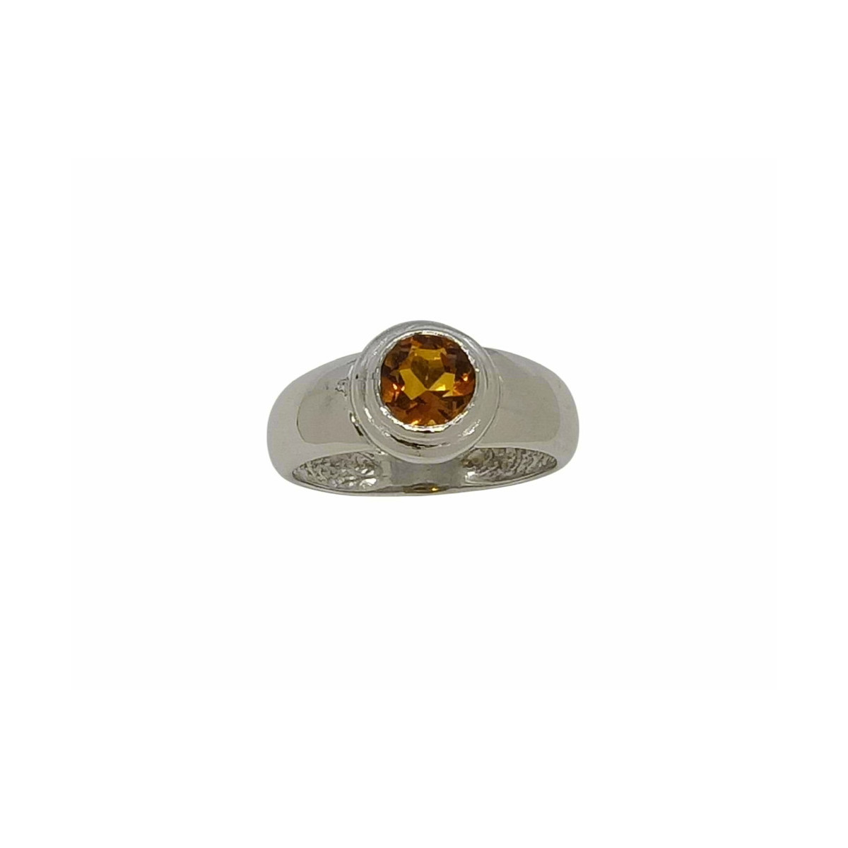 Anillo de oro blanco con citrino naranja