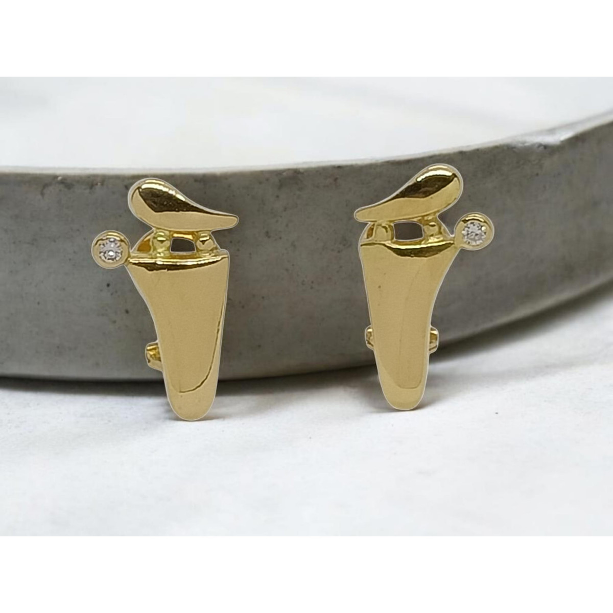 Pendientes de oro amarillo y diamantes